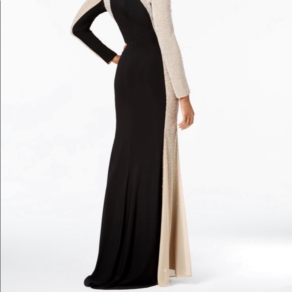 🎉🎉Host Pick🎉 🎉 Xscape Gown - Picture 2 of 5